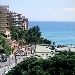 Luminoso Y Amplio En Centro De Apartamento Salou