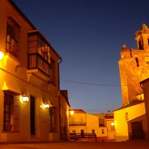 Casa Rural Y Restaurante Casa Adriano Alanís